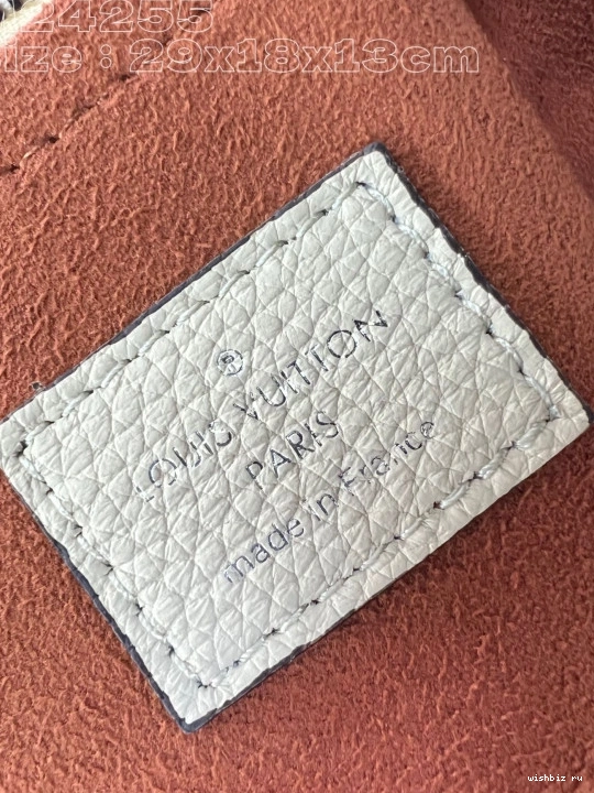 WIS VUITTON LOUIS - 13CM 18 29 x Hand PM x It All 1103